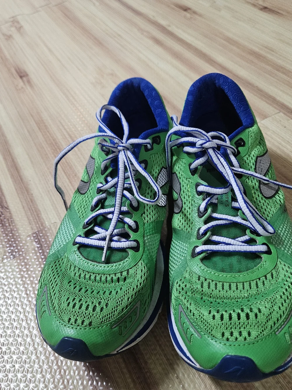 Newton Gravity 5 V Men's Running Shoes Green Blue M000116 Size 7.5 Gravitas V
